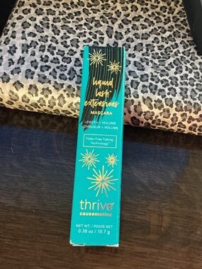 NIB Thrive Causemetics Liquid Lash Extensions Mascara in “Brynn”, Rich Black